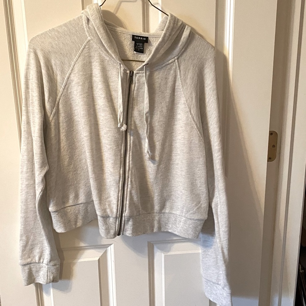 Torrid Cropped Gray Zip Up Lightweight Hoodie NWOT